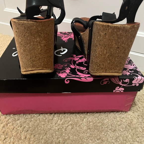 Wedges - Picture 3 of 3